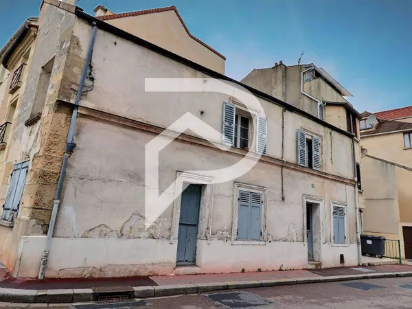 Maison 10 pièces 200 m² 