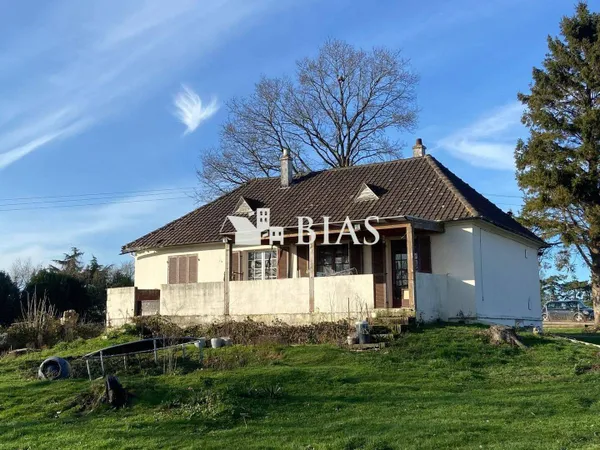 Maison de plain-pied 5 pièces 90 m² 