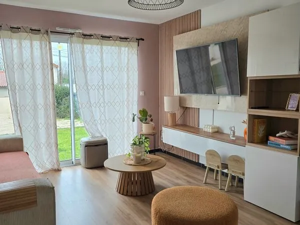 Maison plein pied 148 m2 avec Piscine 