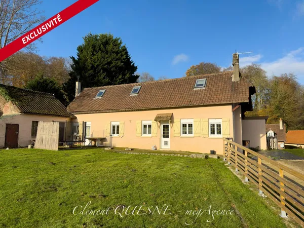 ENSEMBLE IMMOBILIER A 2KM DE POURVILLE SUR MER 