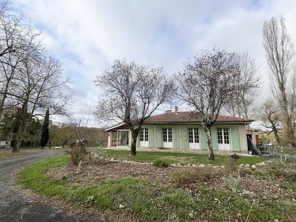 Maison de plain-pied 4 pièces 100 m² 