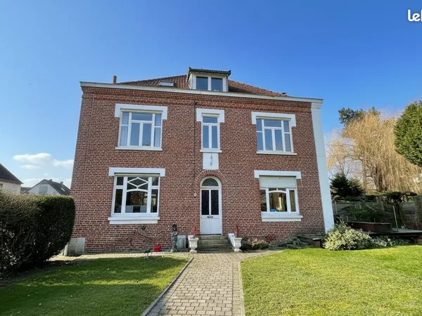 Maison 7 pièces 153 m² 
