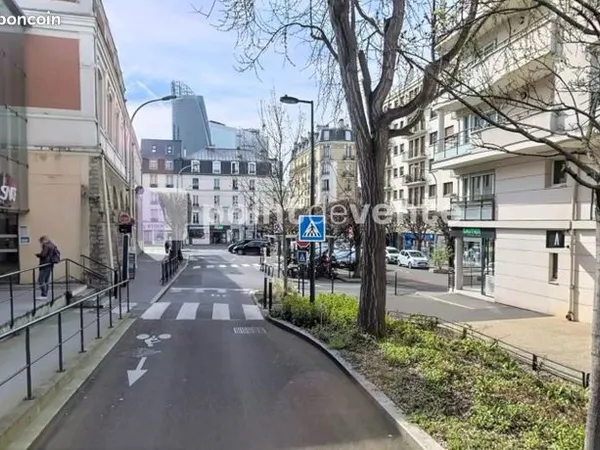 Local commercial 512 m² 