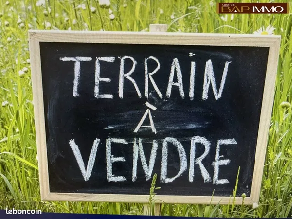 Terrain 2000 m² Lisieux 