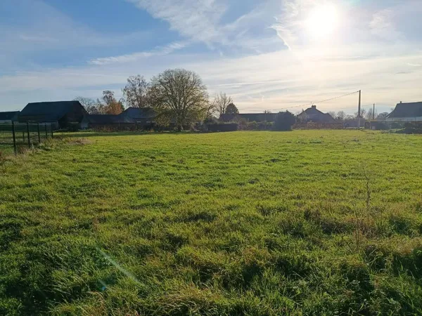 Terrain 1335 m² 