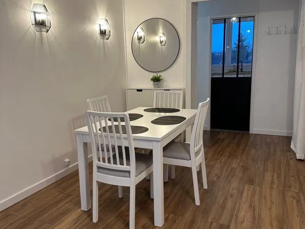 Location appartement meublé 3 pièces - Crosne (91) 