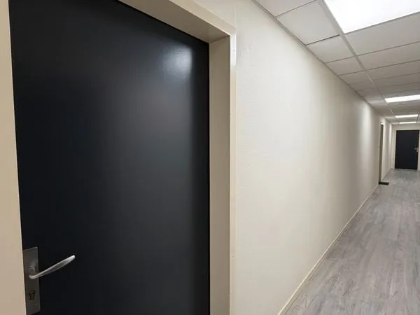 Appartement T3 rénové - 70 m² - Parking privé 