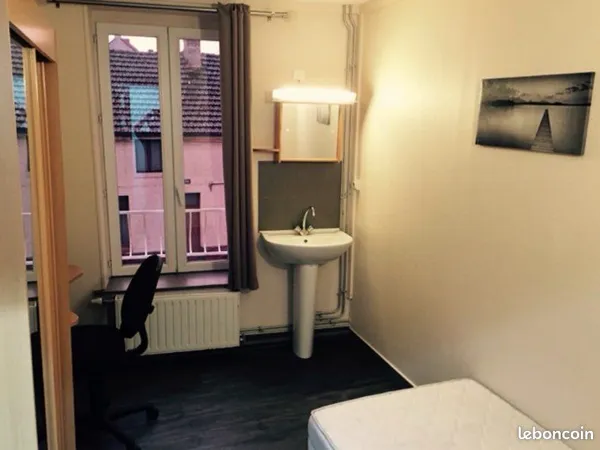 Chambre meublée à louer 