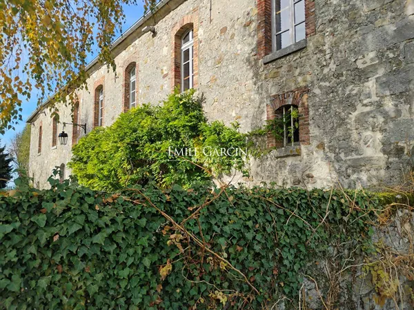 Maison 10 pièces 600 m² 