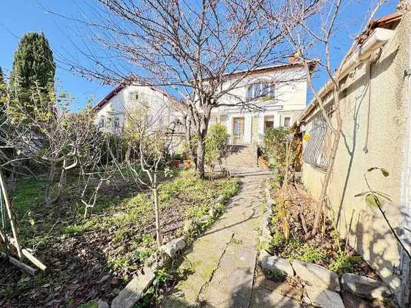 Appartement 4 pièces 98 m² 
