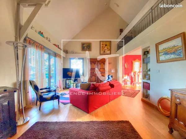Appartement 4 pièces 114 m² 
