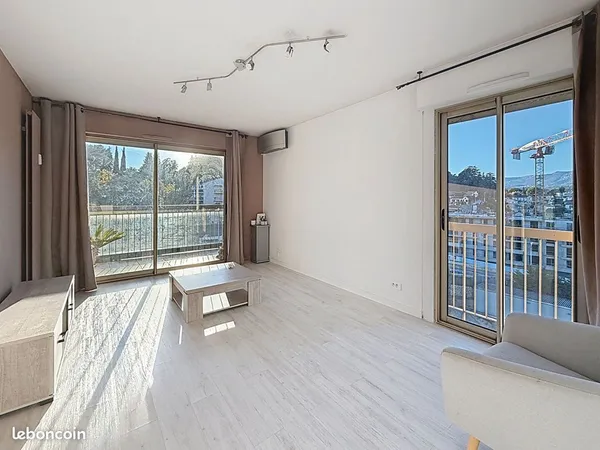 Appartement 3 pièces 72 m² 