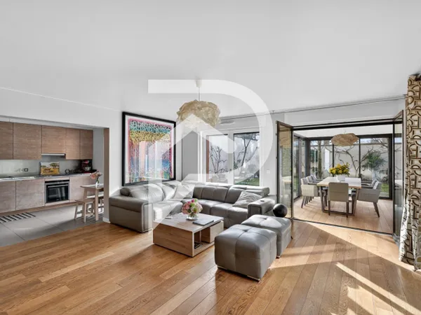 Porte de Saint-Cloud -Duplex 150 m² - 4 chambres - 3 sdb- 2 pa 