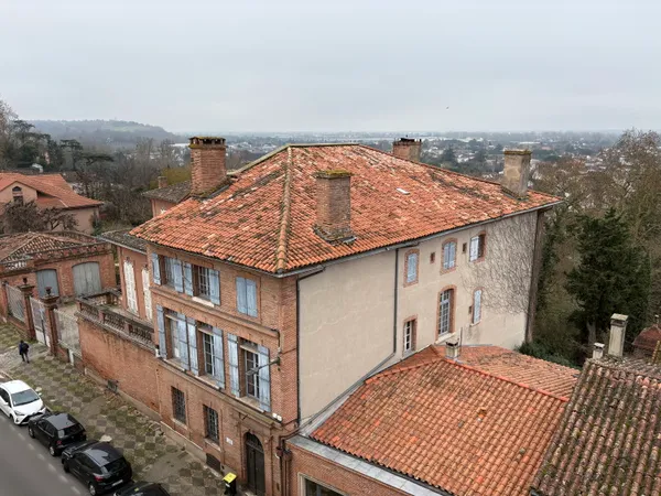 Vends appartement à réhabiliter 