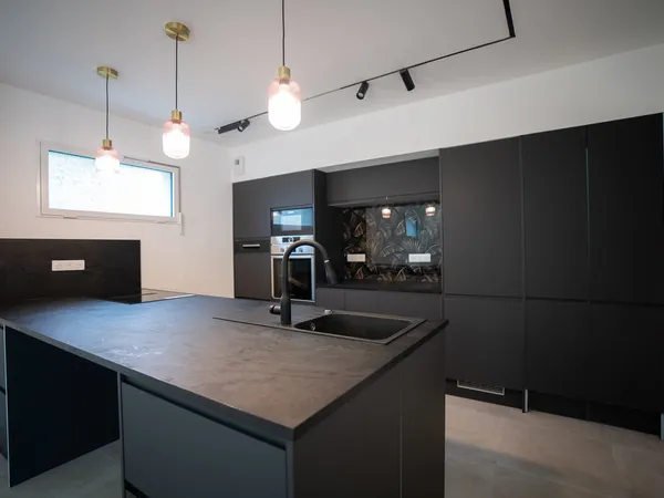 Maison contemporaine neuve (jamais habité) ? Très lumineuse 