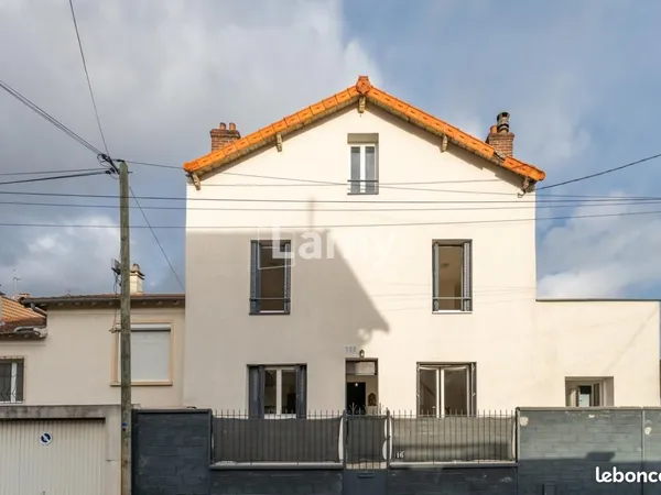 Maison 1 pièce 100 m² 