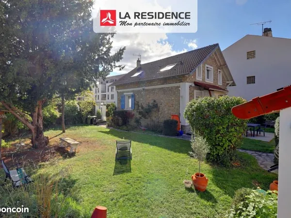 Maison 5 pièces 120 m² 