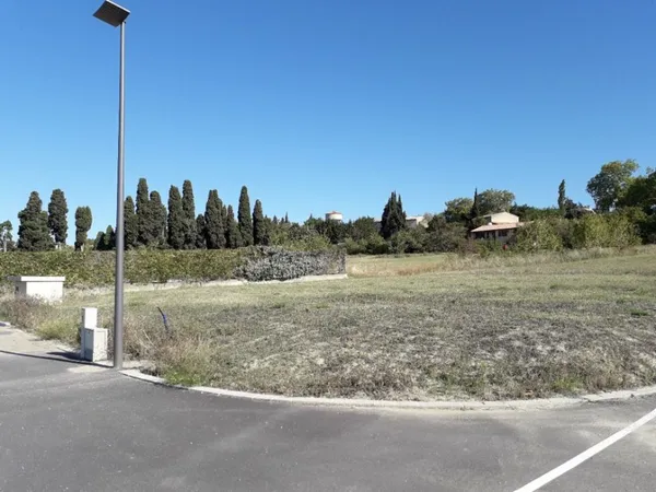 Terrain 351 m² 