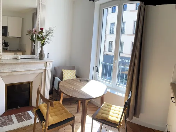 Studio meublé rive droite hypercentre 