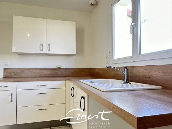 Maison de plain-pied 4 pièces 92 m² 