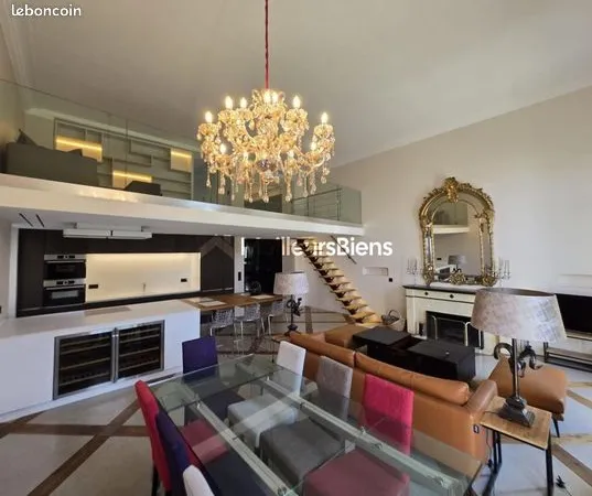 Appartement 5 pièces 150 m² 