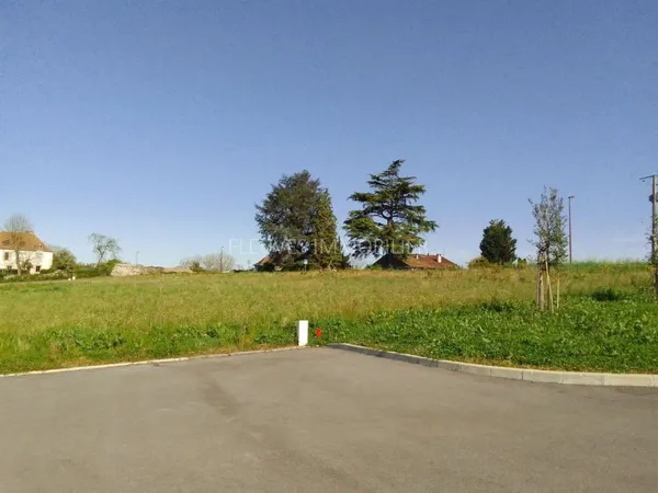 TERRAIN VIABILISE DE 1340 M2