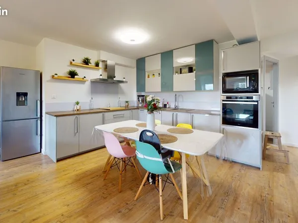 Appartement 3 pièces 69 m² 