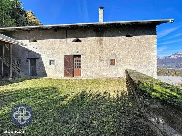 Maison 8 pièces 420 m² 