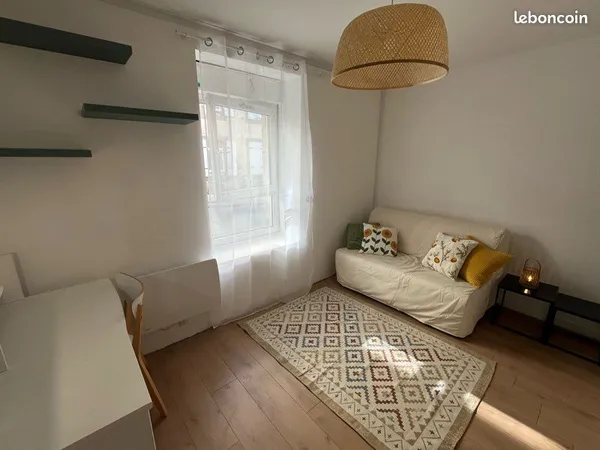 Location studio meublé 