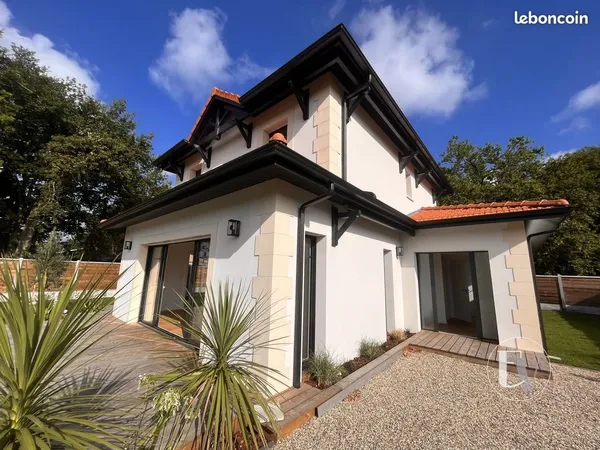 Maison 5 pièces 157 m² 