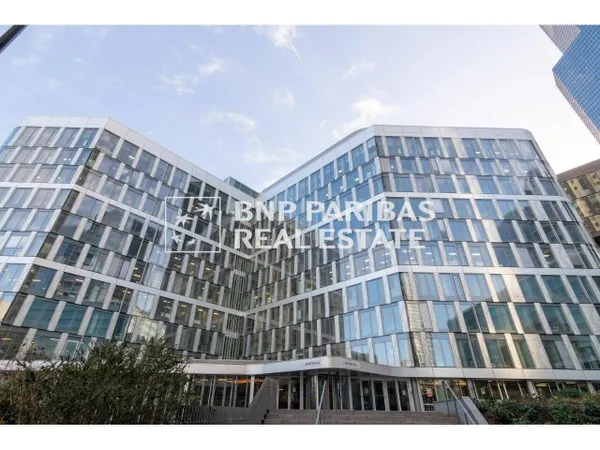 Bureaux 1410 m² 
