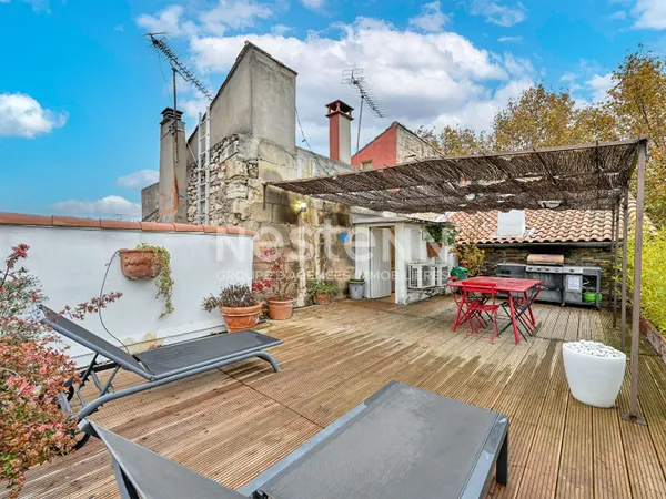 Maison de ville avec terrasse 