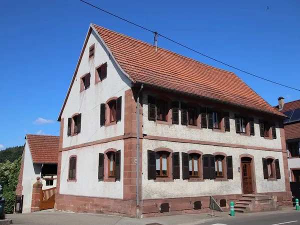 En exclusivité - Vente Appartement T3 au RDC d'une belle maison 