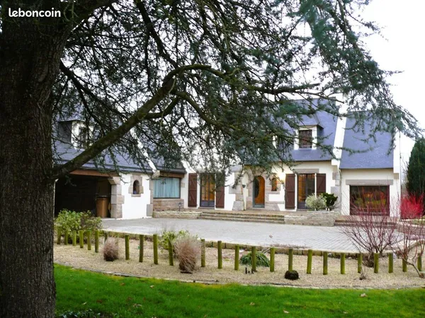 Maison 10 pièces 165 m² 