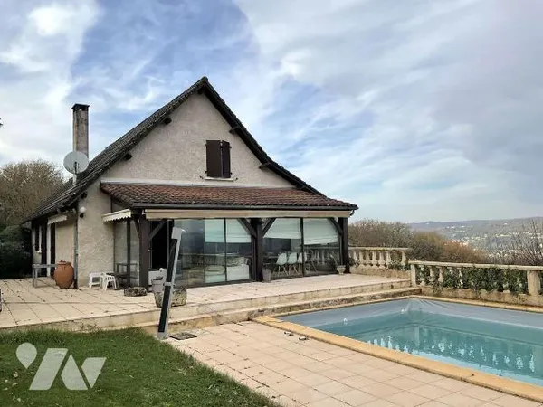 Maison 6 pièces 111 m² 