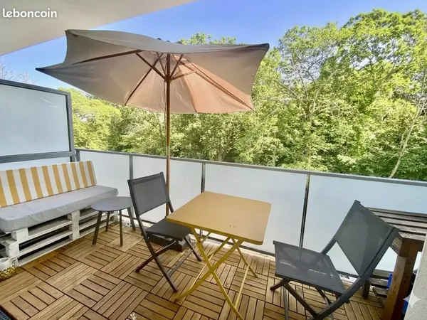 Appartement T2 - 42m² + balcon et garage 