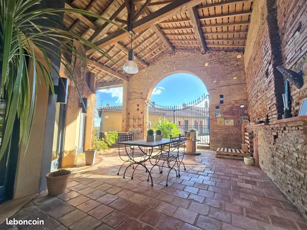 Maison 7 pièces 195 m² 