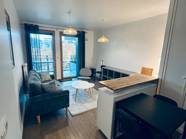2 Pièces à Boulogne Billancourt, face à la Seine 
