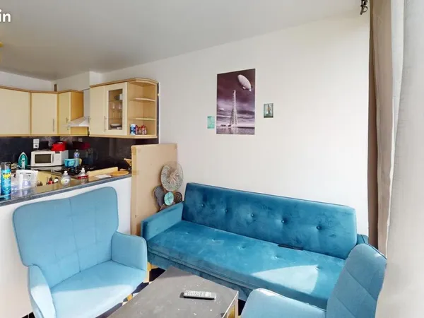 Chambre 5 pièces 75 m² 