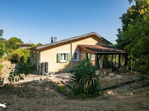 Maison de 6 pièces principales 