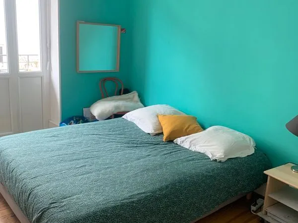 Location chambre meublée dans grand appatement 