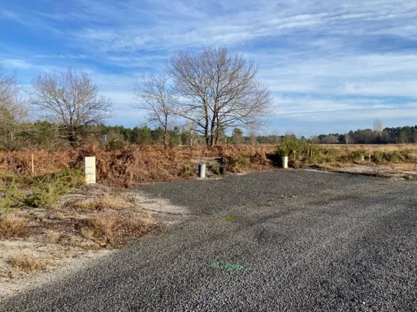 Terrain 586 m² 
