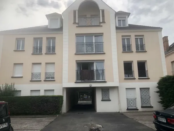 Appartement 3 pièces avec places de parking 