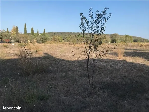 Terrain 390 m² Lezignan La Cebe 