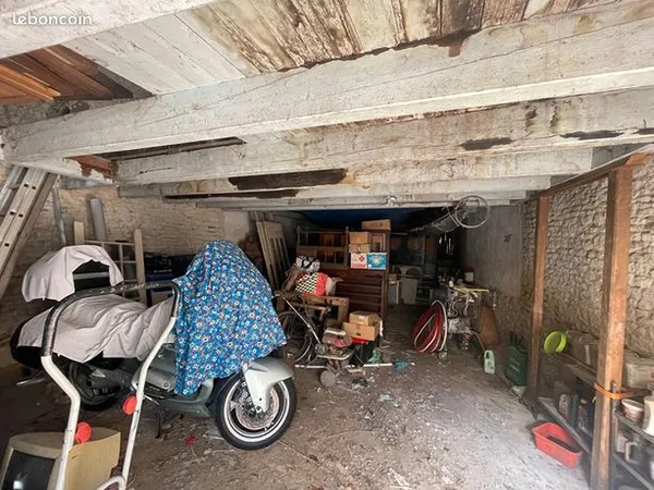 Box de stockage 88 m² 