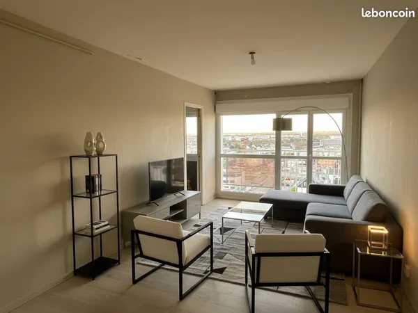 Studio 1 pièce 30 m² 