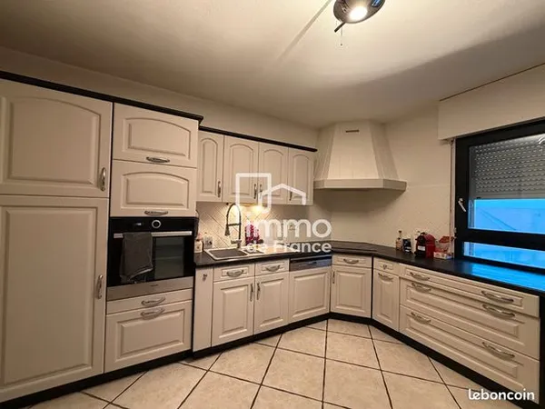 Appartement 5 pièces 124 m² 
