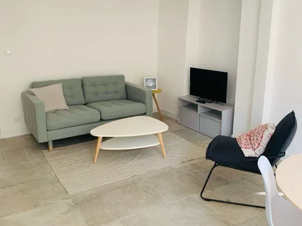 Appartement meublé T3 - pour étudiants - courte durée acceptée 