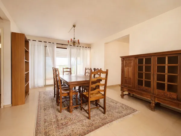 PRMI : À vendre appartement T4/5 en duplex avec varangue et stationnements ? Quartier La Source à 