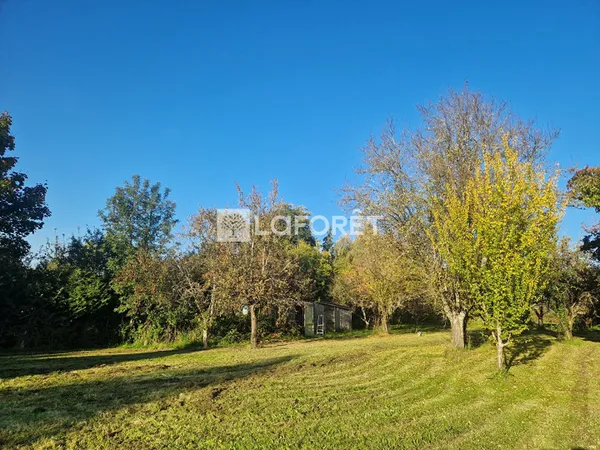 Terrain 800 m² 